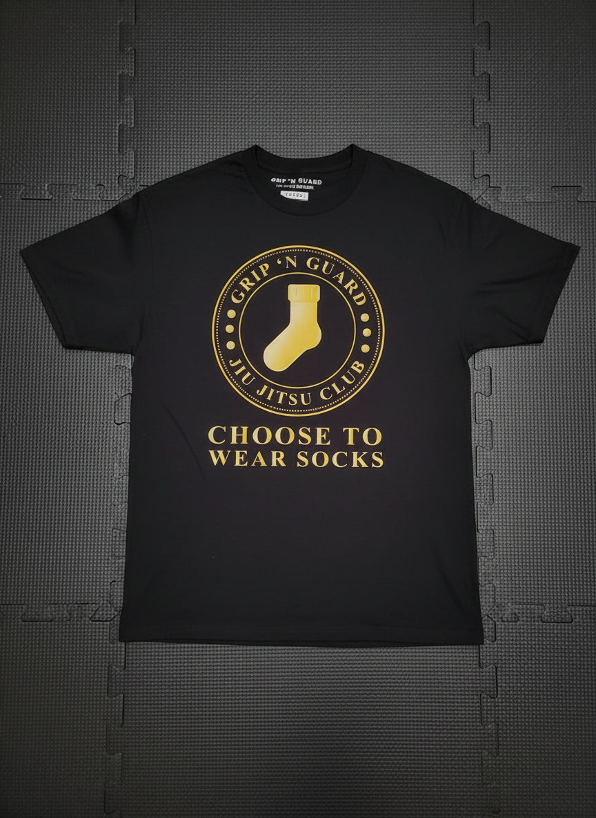 CHOOSE TO WEAR SOCKS TEE