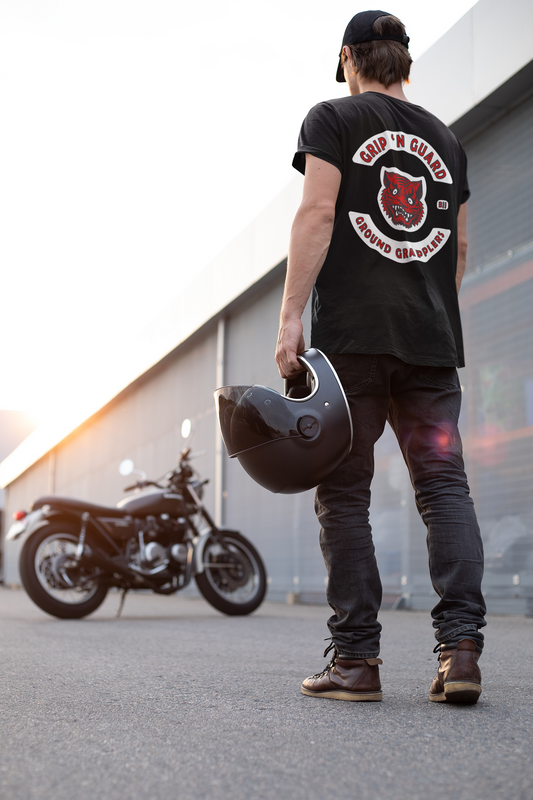 GROUND GRAPPLERS CREST TEE